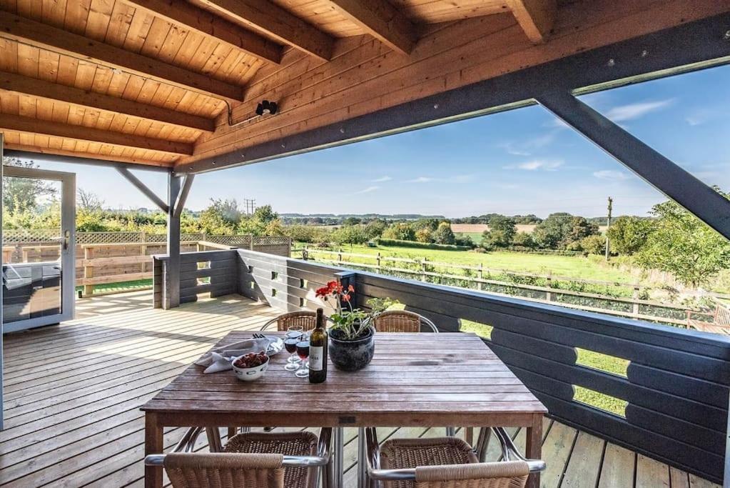 The Cabin, Parham Woodbridge Exterior foto